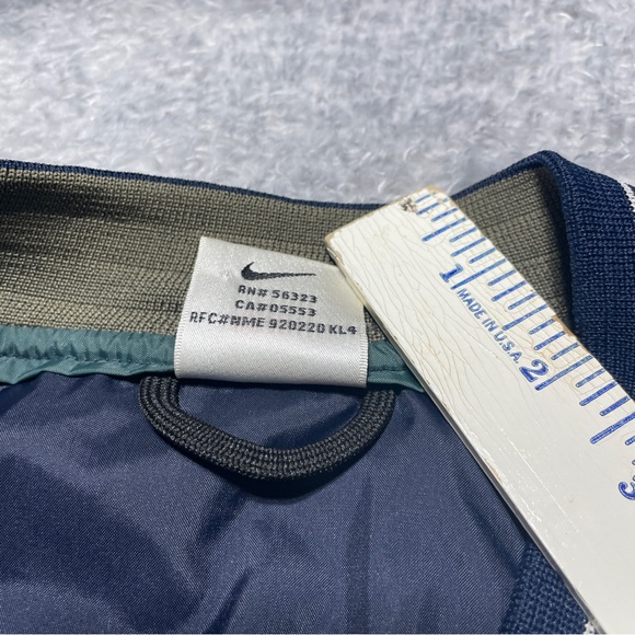 VNTNike Pullover Men Size L Navy Blue Green Vintage V-Neck Windbreaker Swoosh - Picture 7 of 10